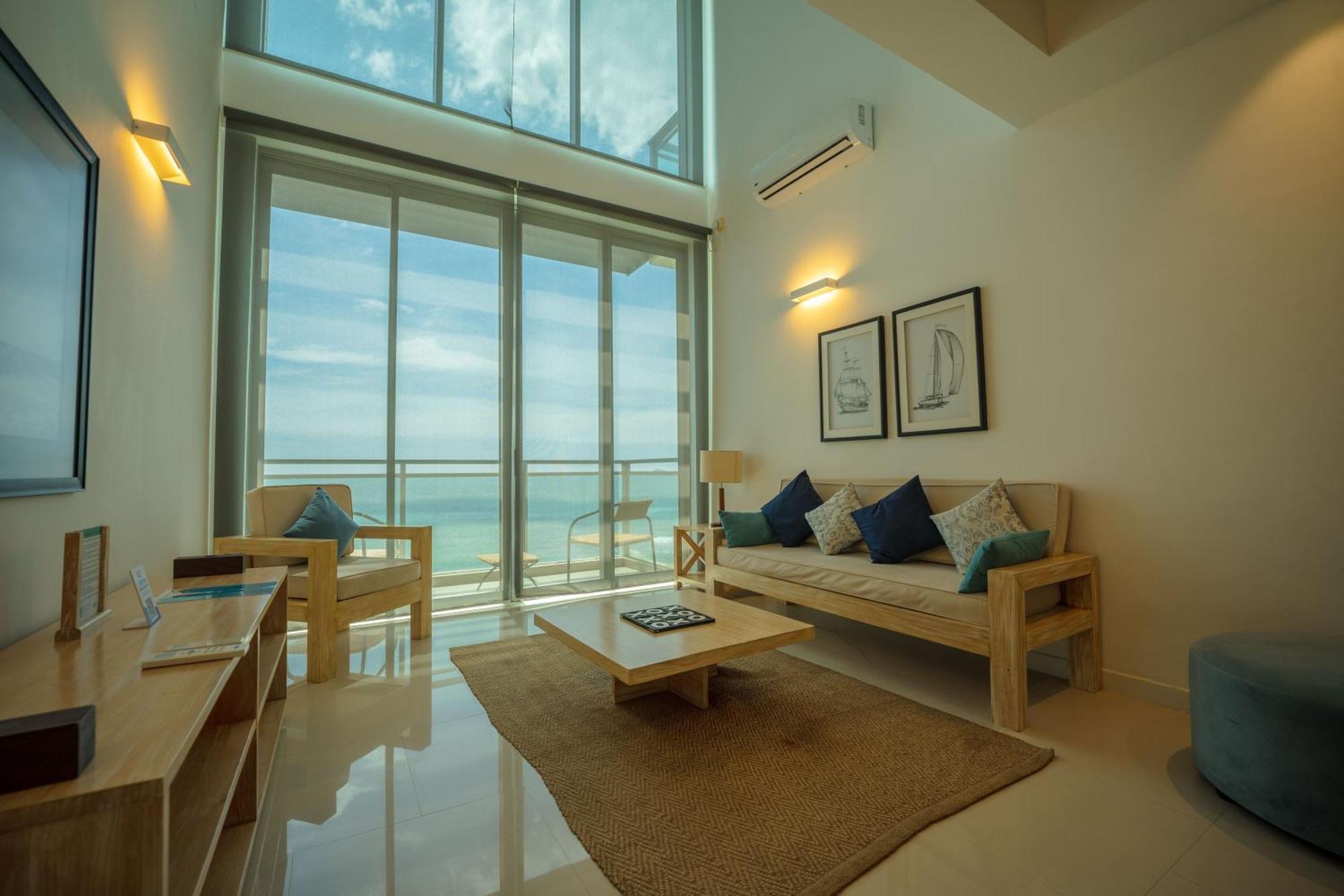Oceanfront Galle By Icc 外观 照片